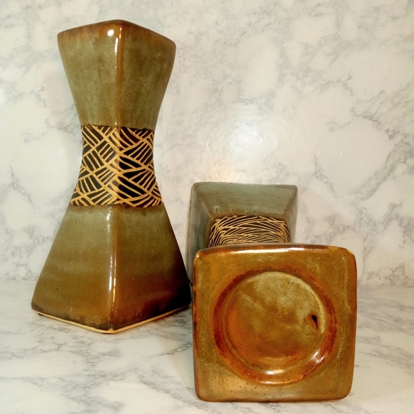 (1 Set) Large Stylish Green Ceramic Candle Holders with Engraved Tribal Pattern - Picture 2 of 2